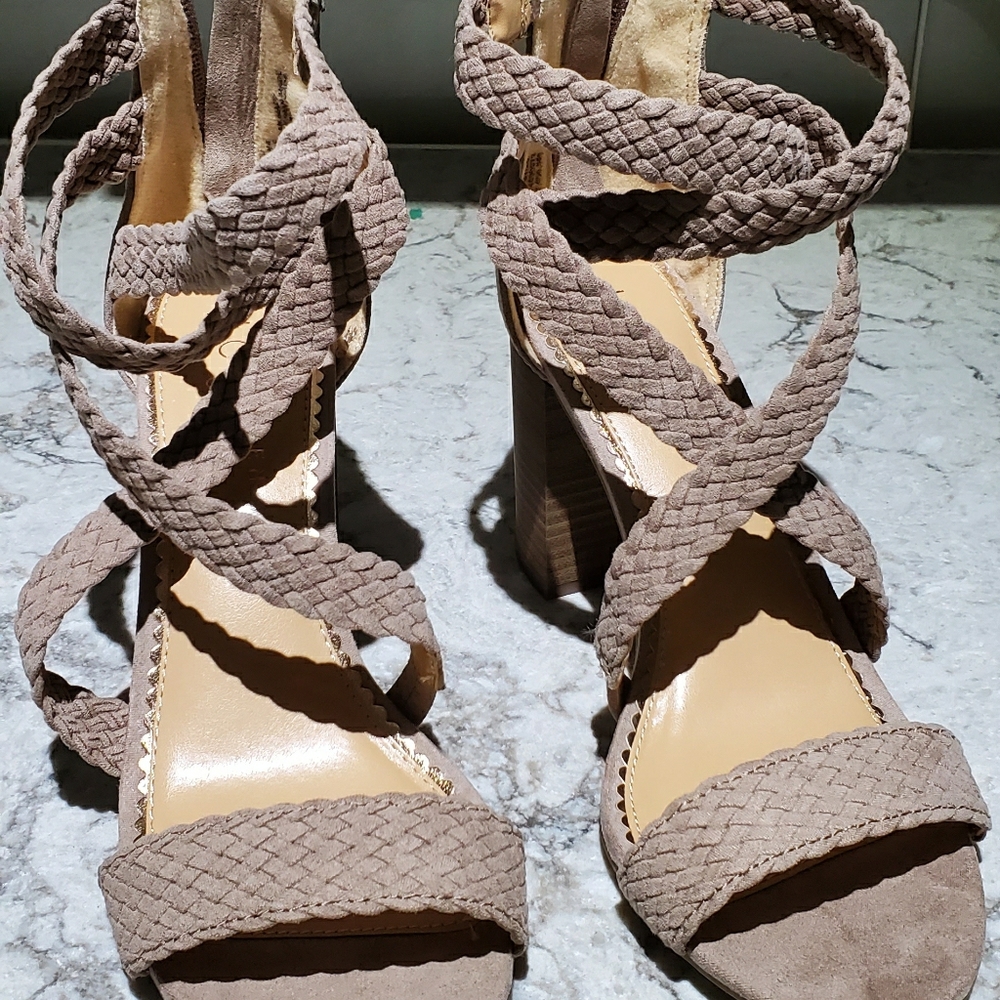 Lauren Conrad taupe shoes size 8